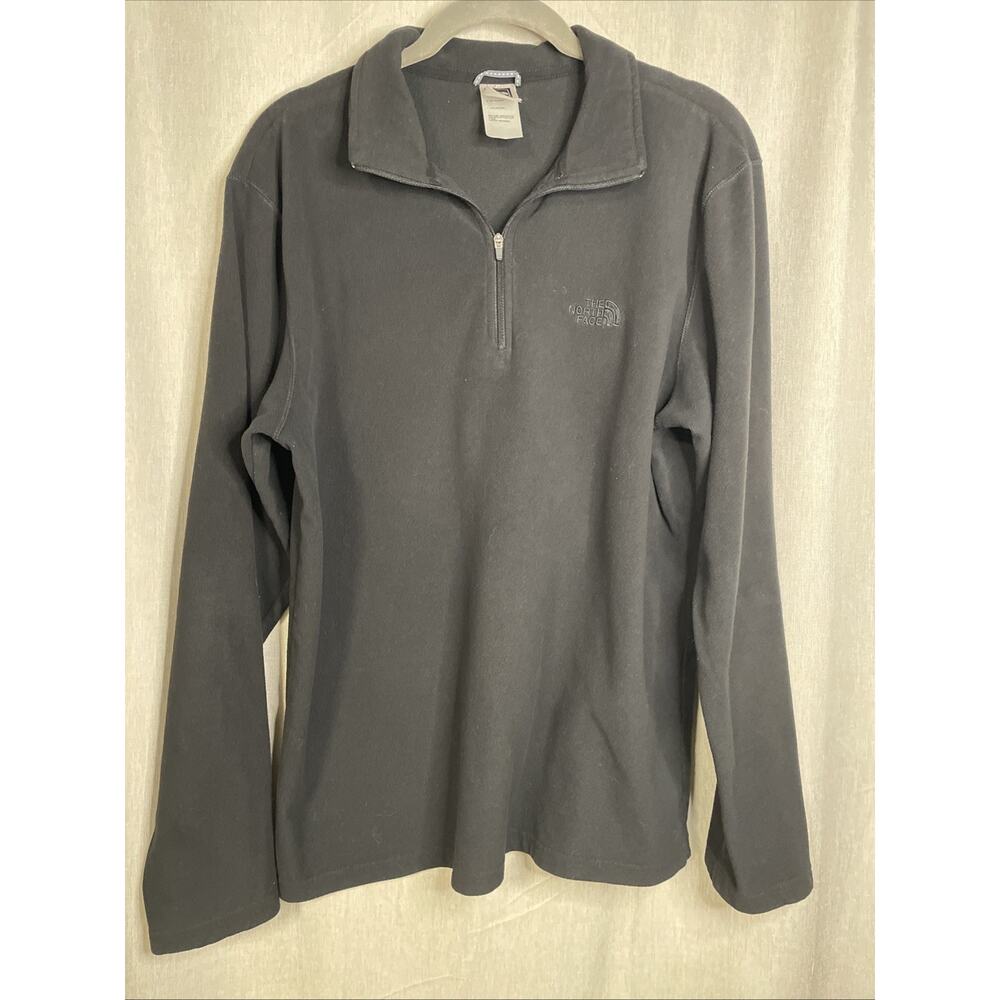 The North Face Men’s Black Fleece Quarter Zip Pullover Long Sleeve - Size Medium